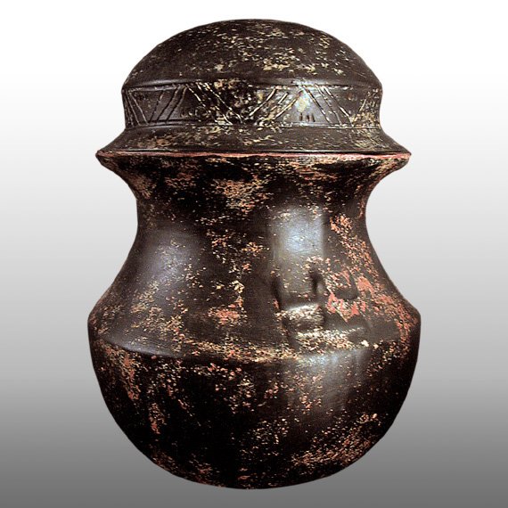 Cultura San Agustin CANTARO / SAN AGUSTIN WATER JAR WITH LID