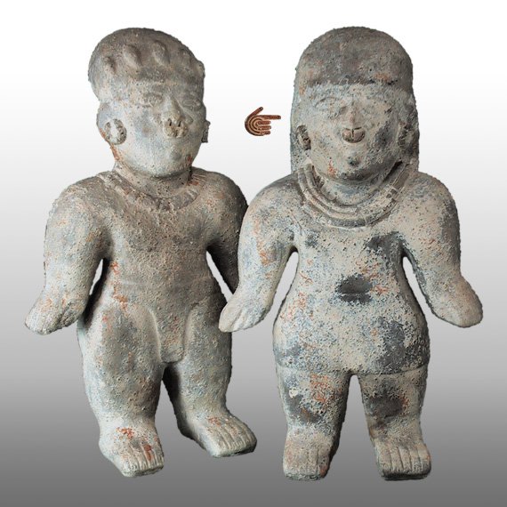 Cultura Tumaco FIGURA / TUMACO FEMALE FIGURE