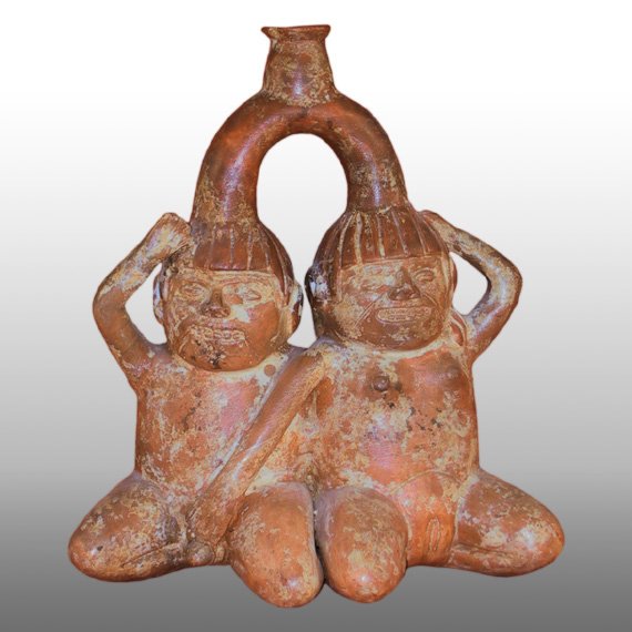 Otras Culturas  ALCARRAZA / KNEELING COUPLE JUG

