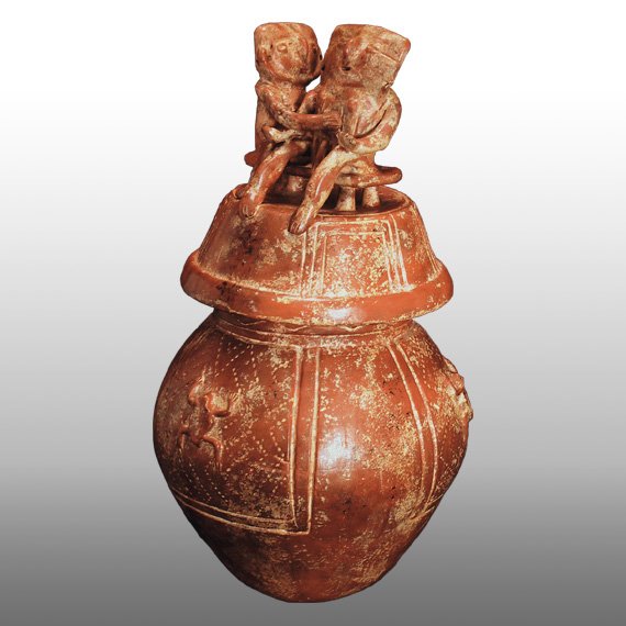 Otras Culturas CANTARO CON TAPA / PANCHE WATER JAR WITH LID
 
